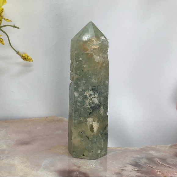 Prehnite with Epidote Tower - Picture 5 of 6